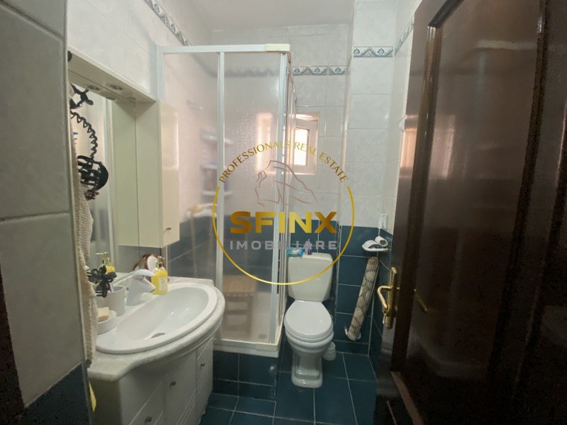 Patru camere, apartament vila ideal sediu firma sau rezidential,